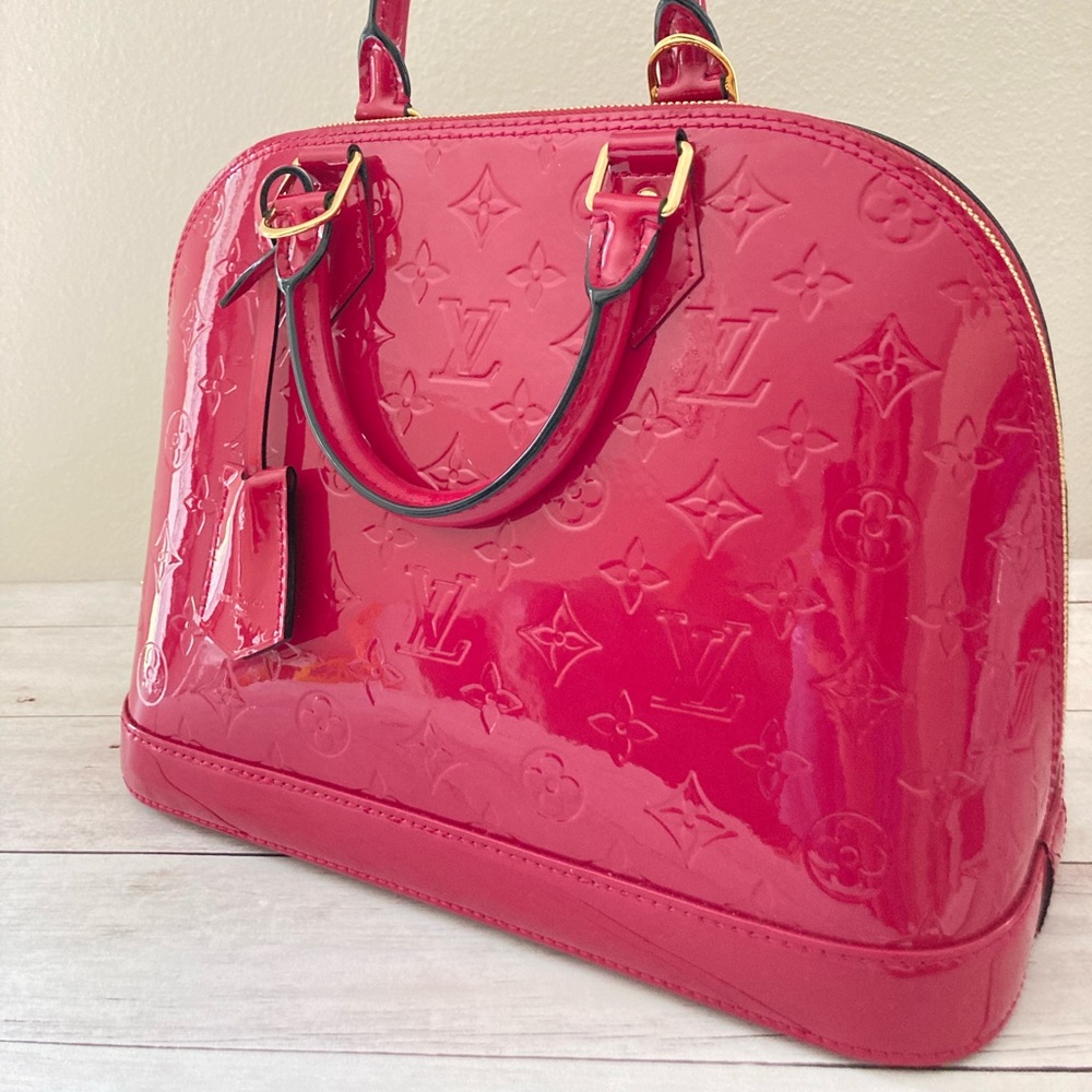 ❣️SOLD LV Alma Vernis PM Rose Indien - Picture 5 of 16